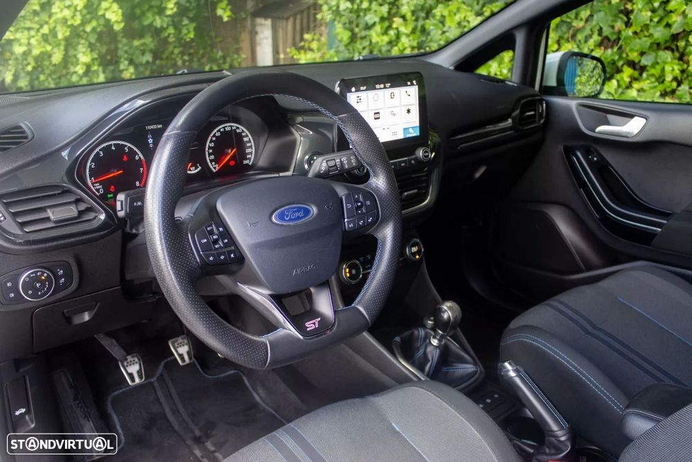Ford Fiesta 1.5 EcoBoost ST - 11