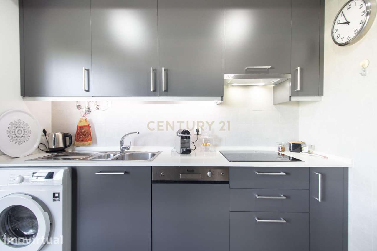 Apartamento T2 em Sacavém c/ Garagem - Grande imagem: 4/28