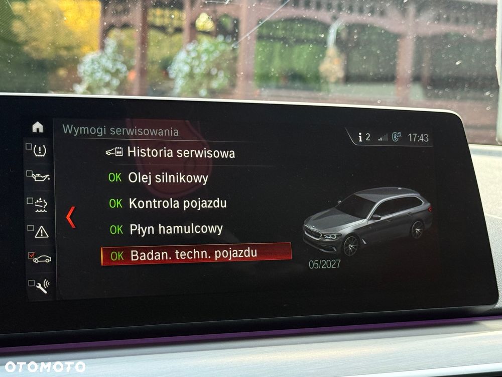 BMW Seria 5 525d Sport Line - 40