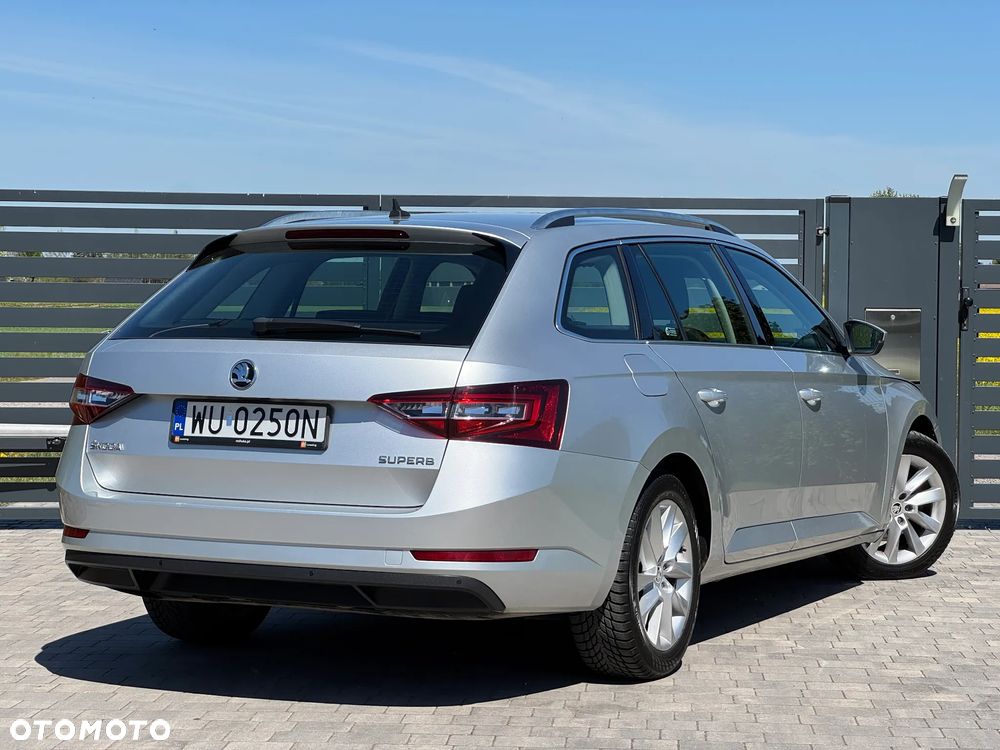 Skoda Superb 2.0 TDI Style - 14