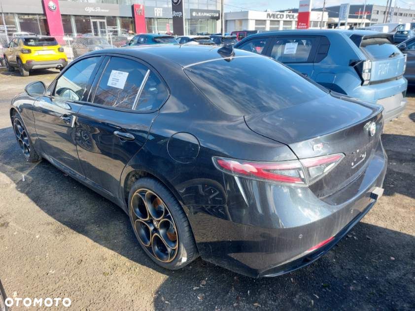 Alfa Romeo Giulia 2.0 Turbo Intensa Q4 - 2