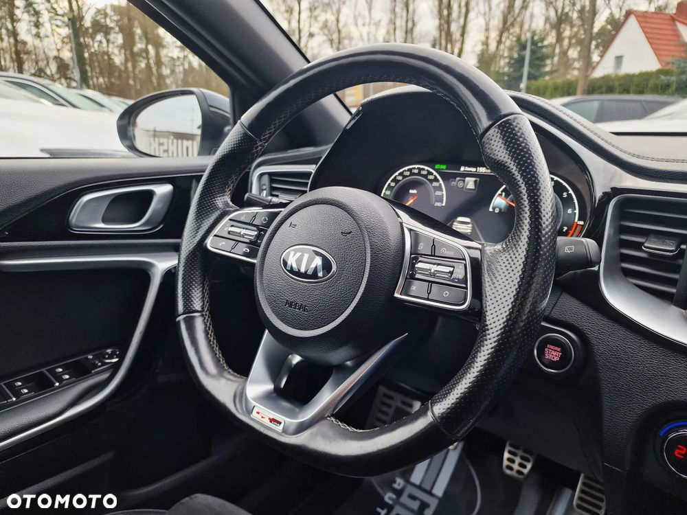 Kia Ceed 1.4 T-GDI OPF GT Line - 32