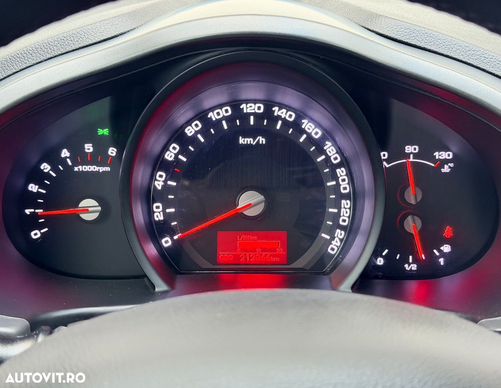 Kia Sportage 1.7 CRDI 2WD Dream-Team Edition - 27