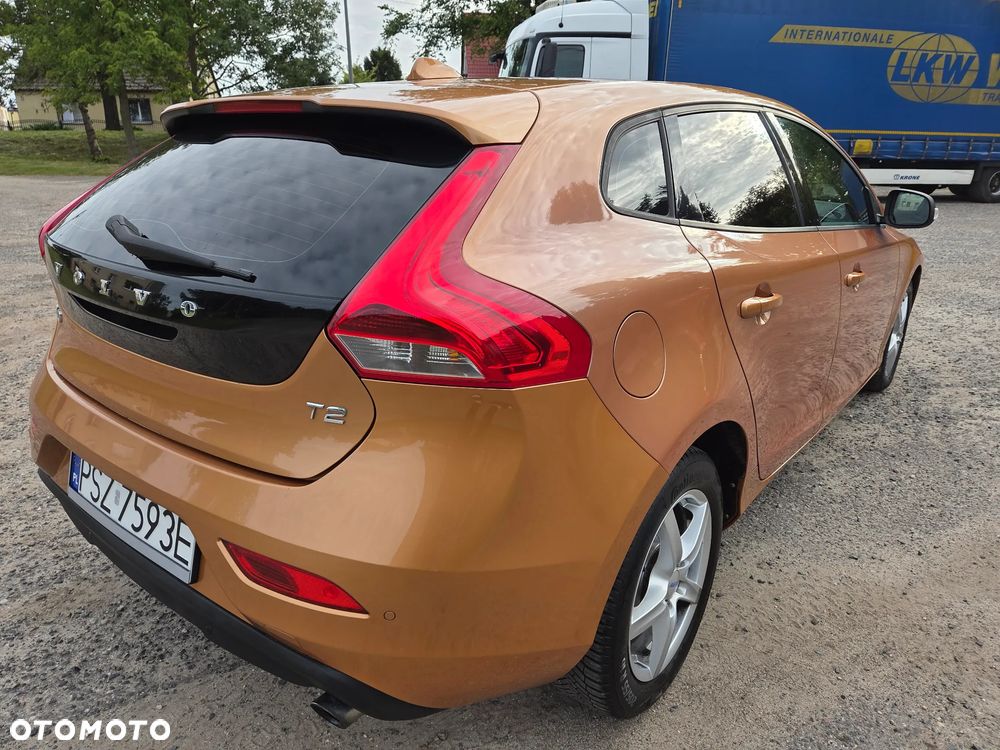 Volvo V40 T2 You - 7