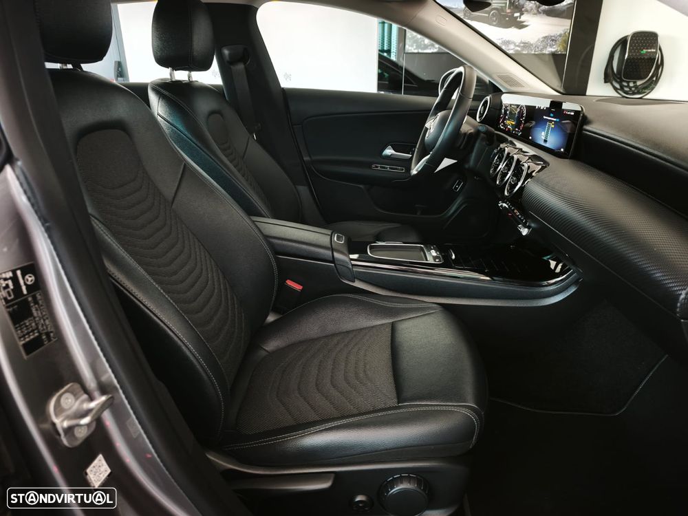 Mercedes-Benz CLA 250 e Shooting Brake Style Plus - 23