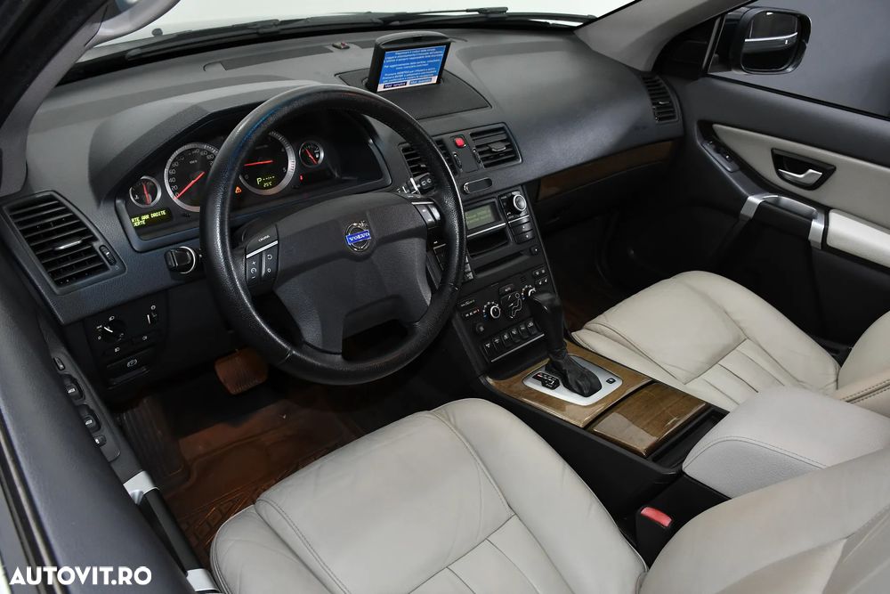 Volvo XC 90 D5 AWD Geartonic RDesign - 14