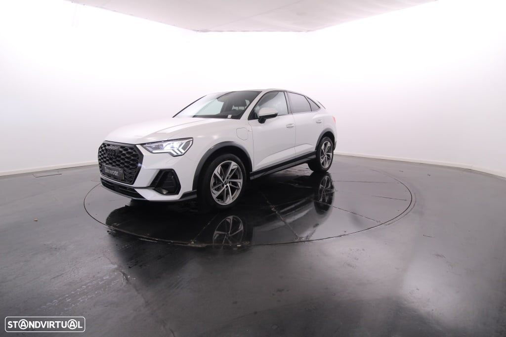 Audi Q3 Sportback 45 TFSIe S line S tronic - 1