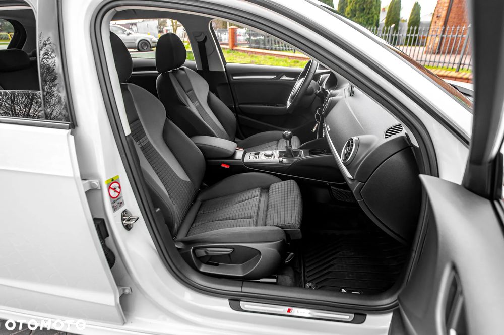 Audi A3 Sportback 2.0 TDI quattro S line Sportpaket - 23