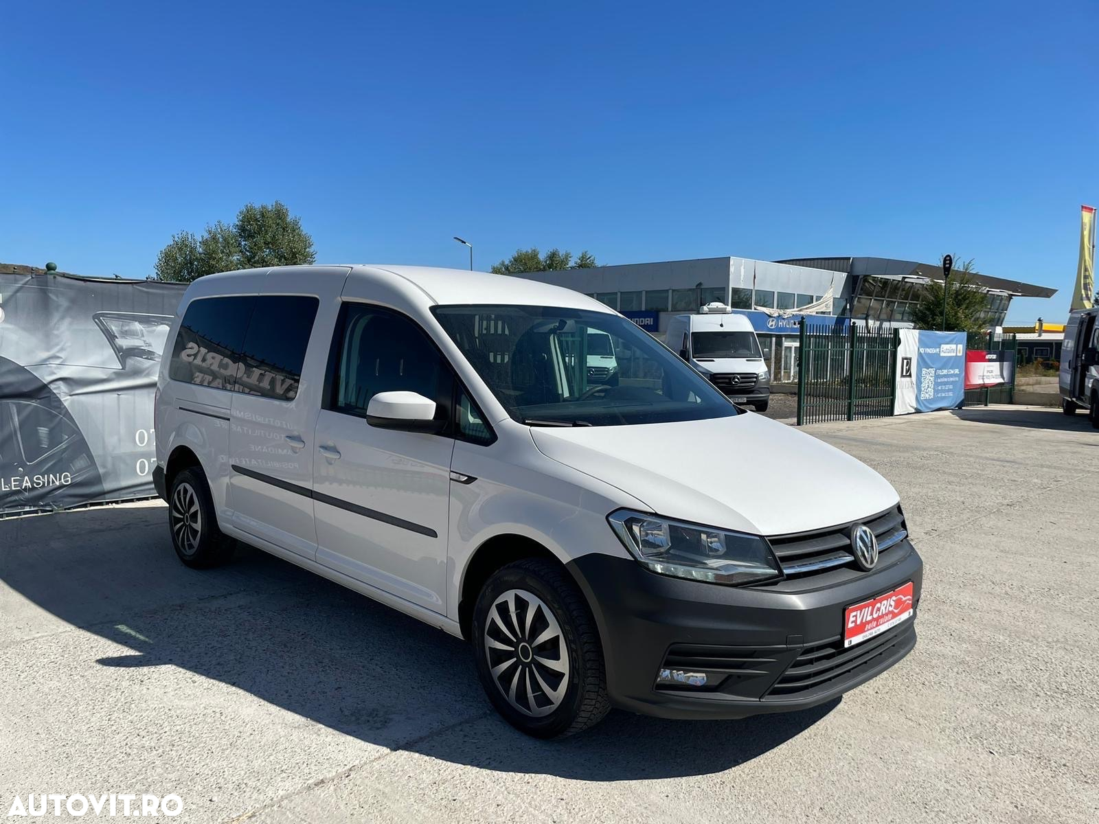 Volkswagen Caddy 2.0 TDI Maxi - 10