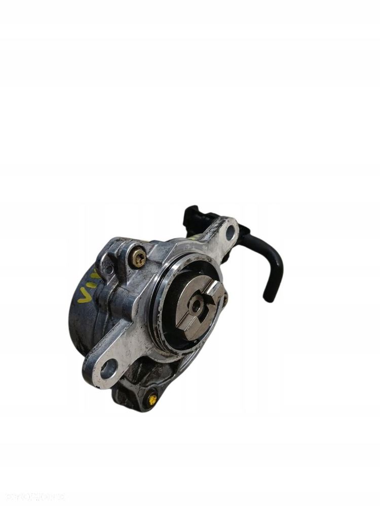 pompa vacu vacum trafic ii vivaro a 2.5 cdti 8200478188a - 2