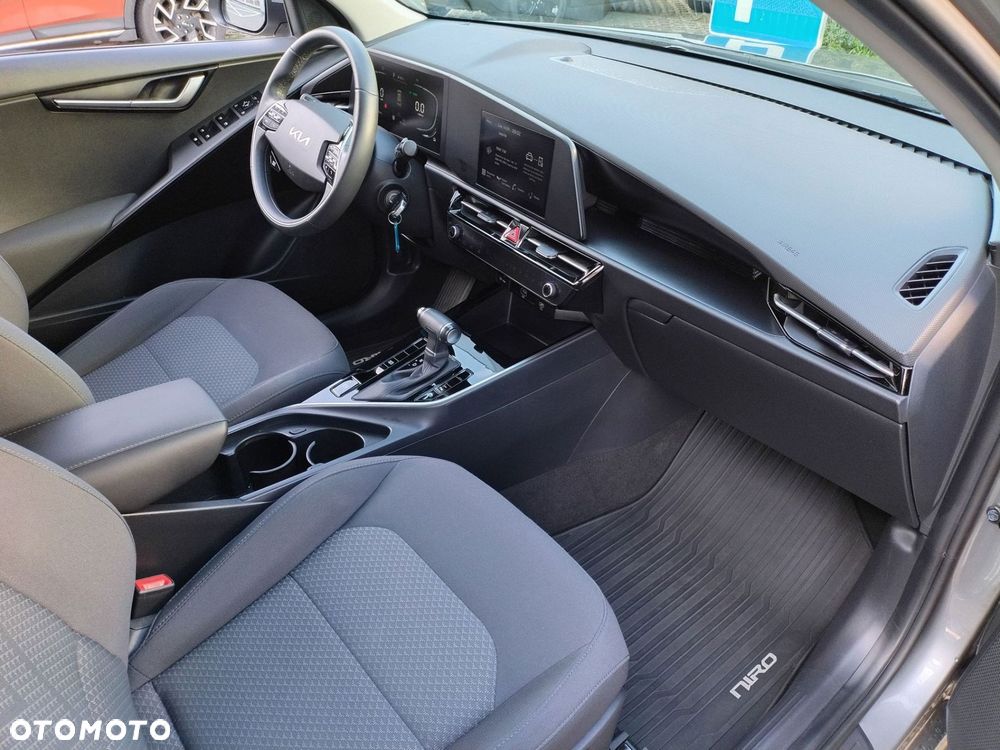 Kia Niro 1.6 GDI Hybrid M - 19