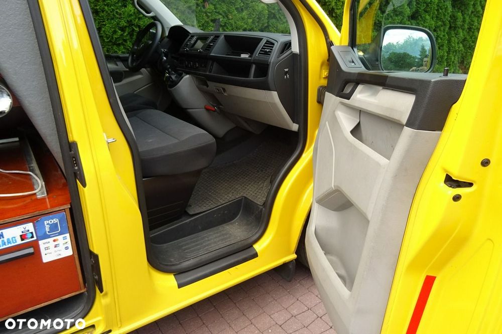 Volkswagen Transporter - 22