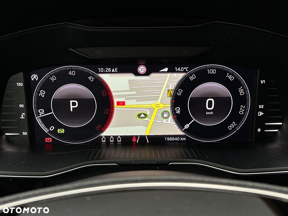 Skoda Superb 2.0 TDI SCR L&K DSG - 15