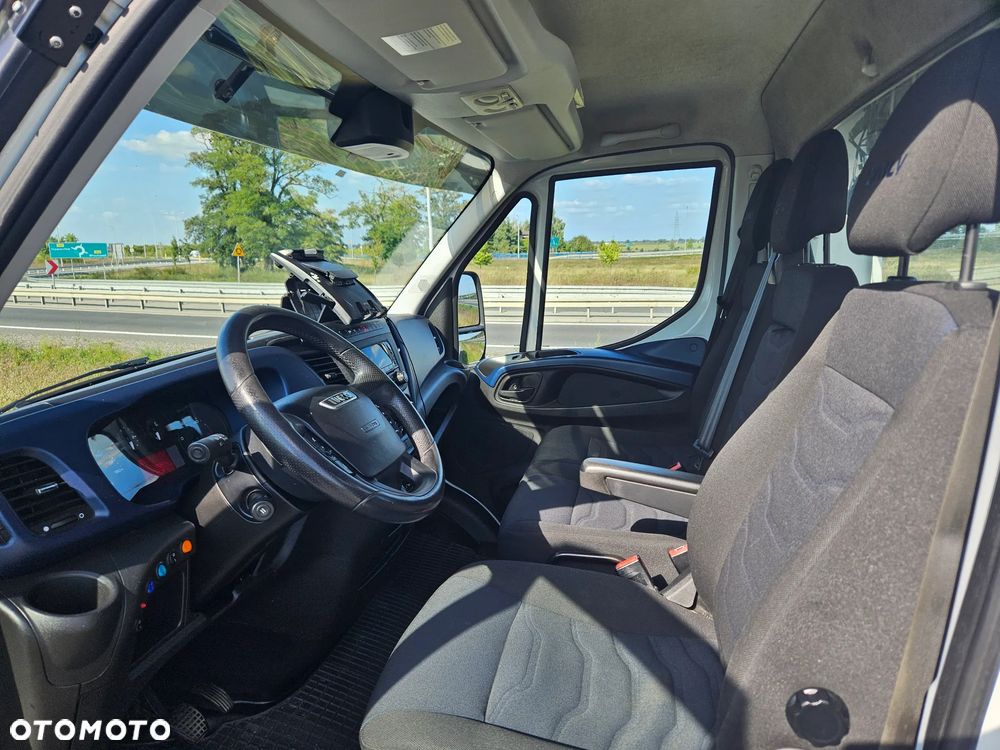 Iveco DAILY 35S18 - 12