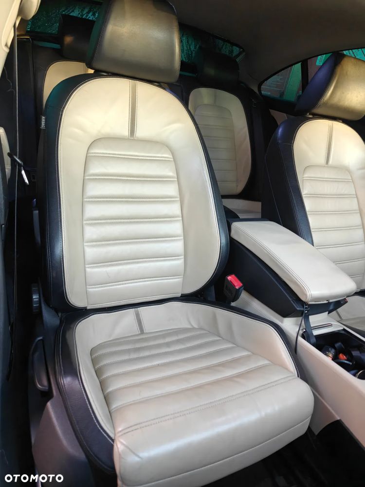 Volkswagen Passat CC 2.0 TDI DSG - 10