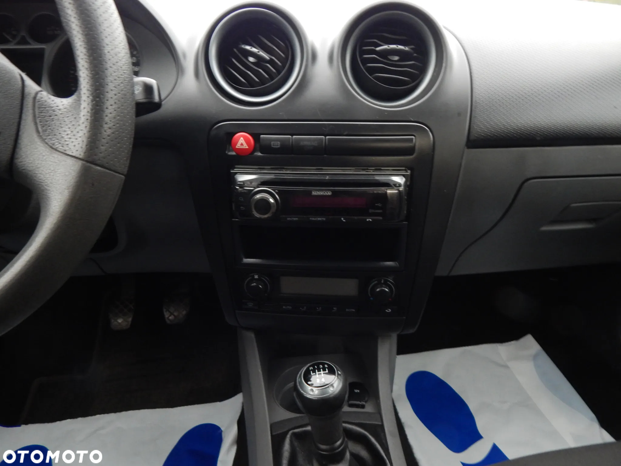 Seat Ibiza 1.4 16V Style - 15