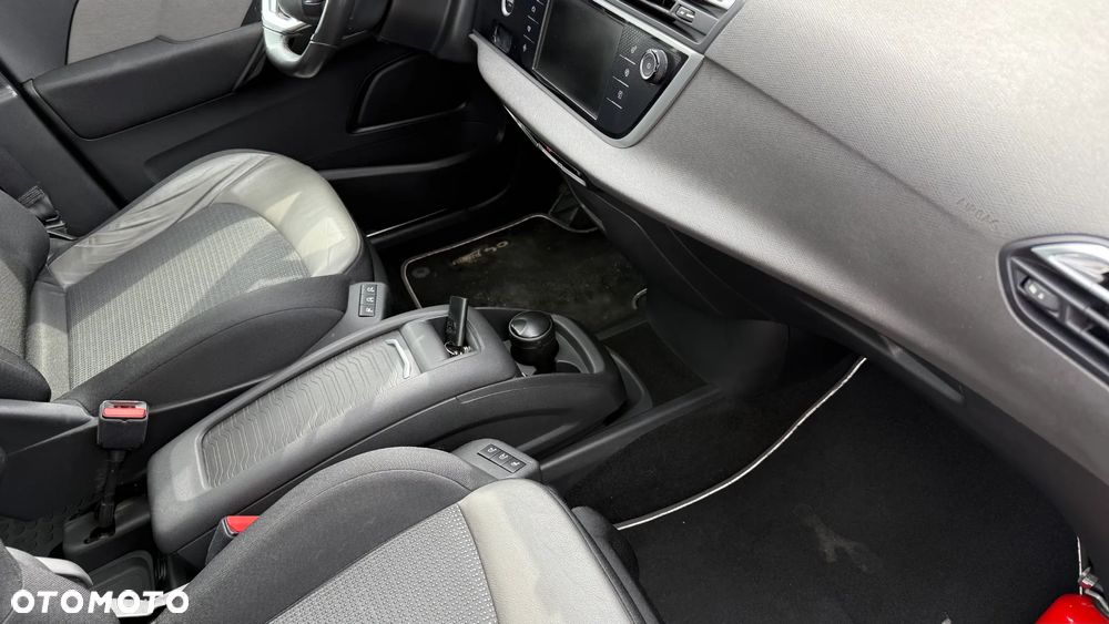 Citroën C4 Picasso e-HDi 115 ETG6 Exclusive - 11