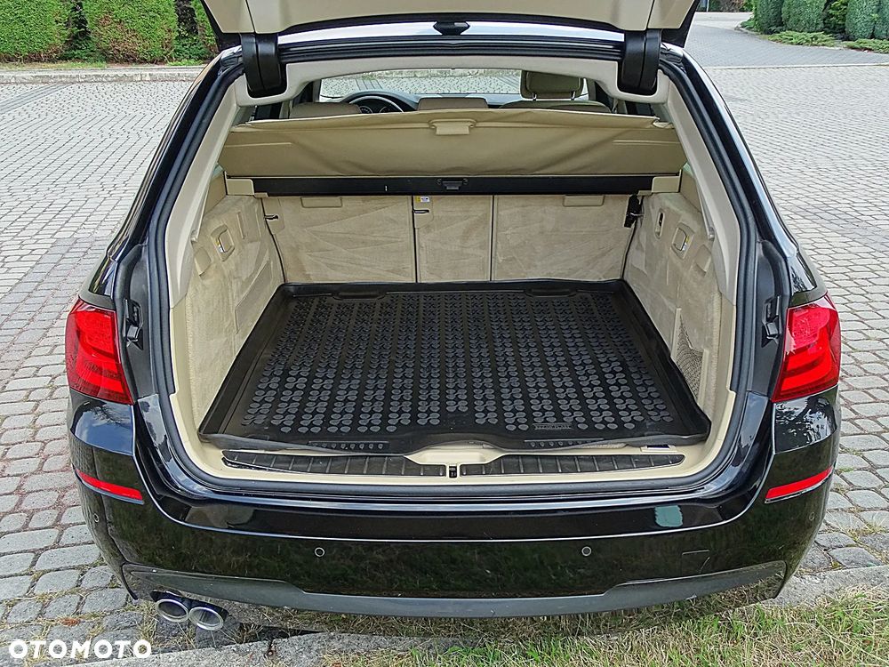 BMW Seria 5 520d - 34