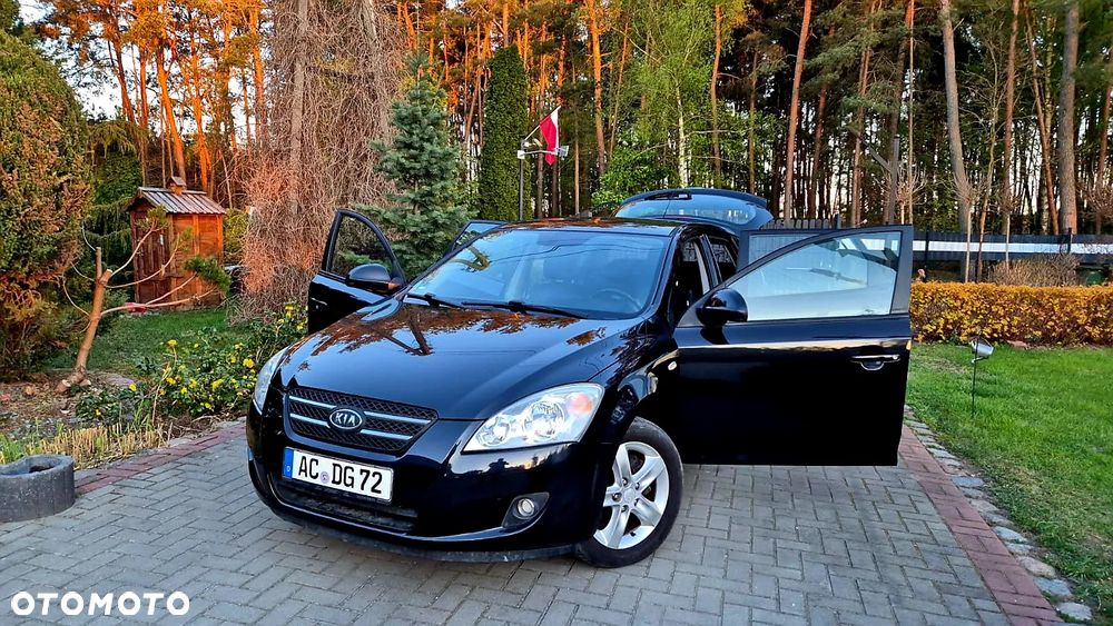 Kia Ceed 2.0 CVVT Spirit - 1