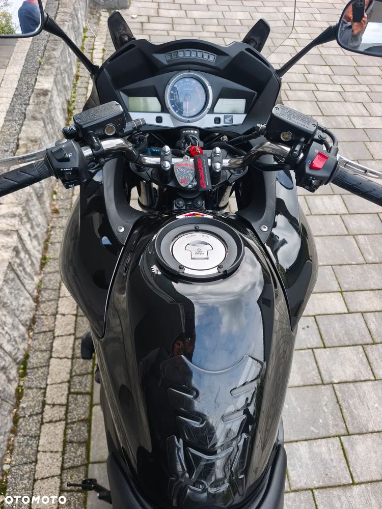 Honda CBF - 17