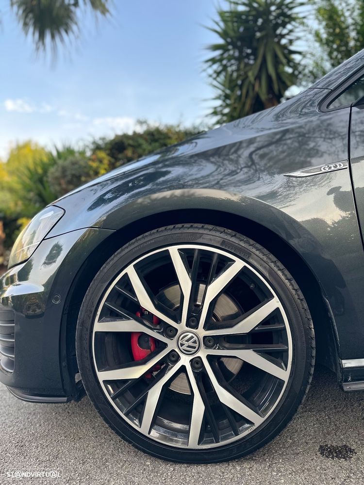 VW Golf 2.0 TDi GTD DSG - 8