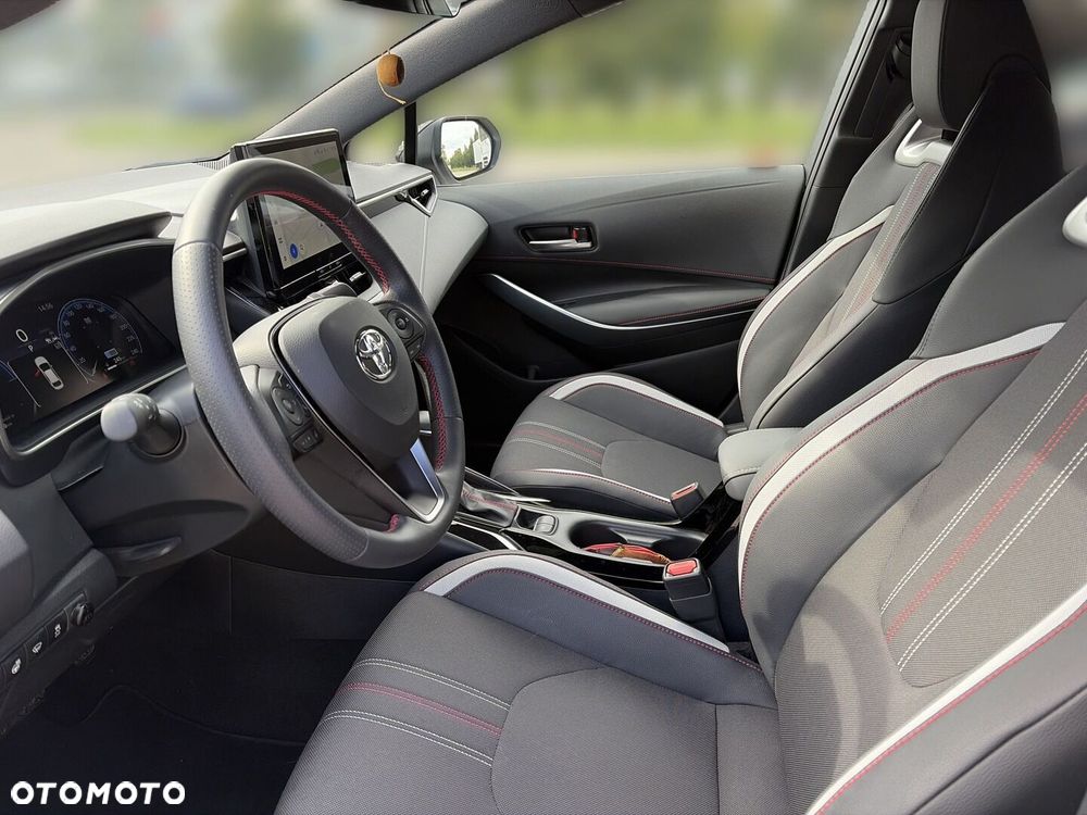 Toyota Corolla 1.8 Hybrid GR Sport - 11