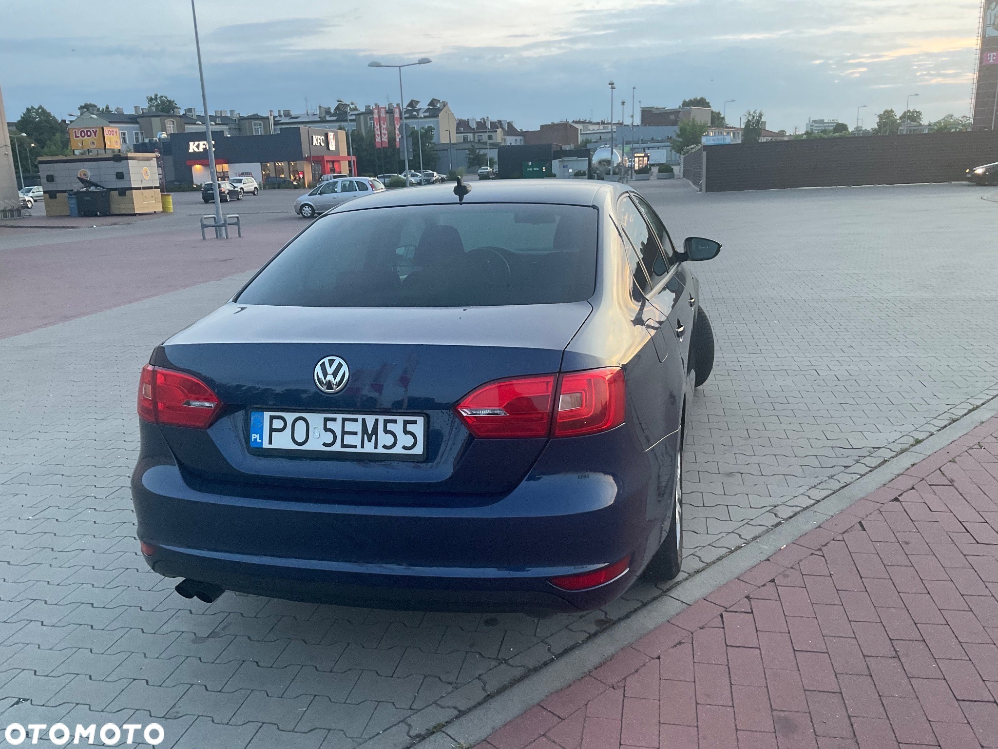 Volkswagen Jetta 2.0 TDI Life - 15
