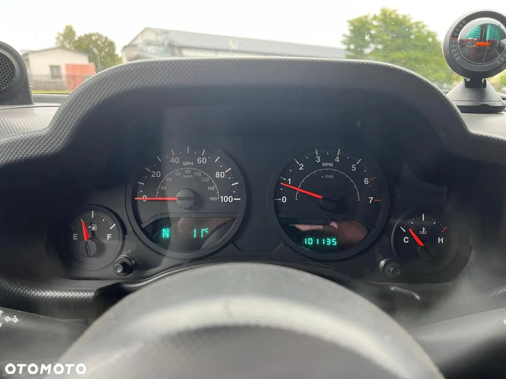 Jeep Wrangler Unlimited 3.8 Sport - 8