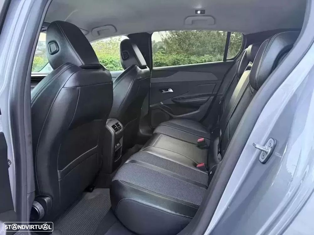 Peugeot 308 1.5 BlueHDi Allure EAT8 - 30