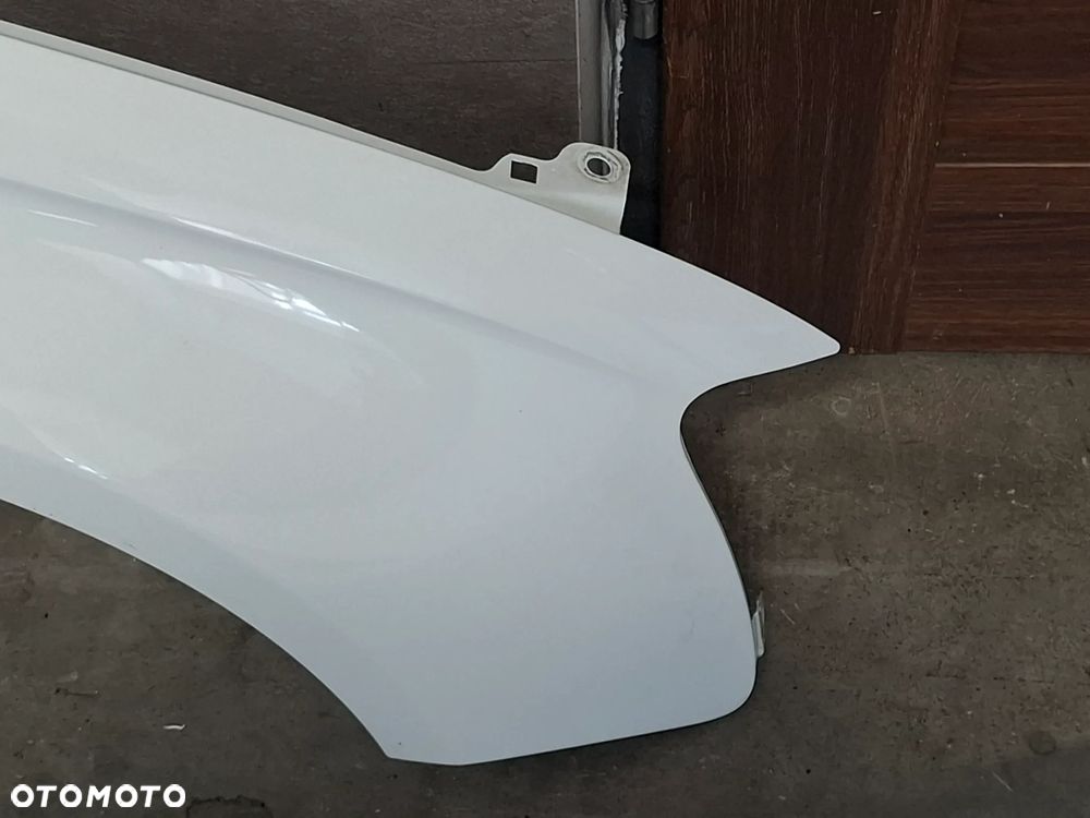 Błotnik prawy przód Audi A4 B8 lift 2013 rok kolor LS9R - 4