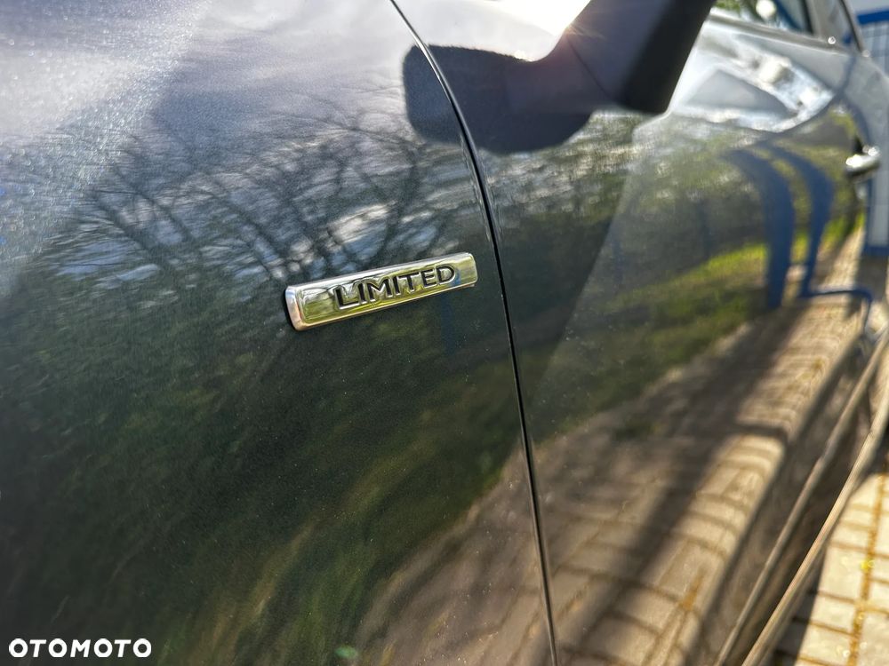 Renault Clio 0.9 Energy TCe Limited EU6 - 10
