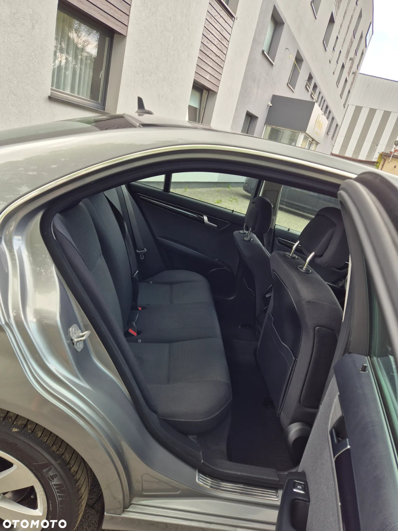 Mercedes-Benz Klasa C 220 CDI BlueEff Elegance - 13