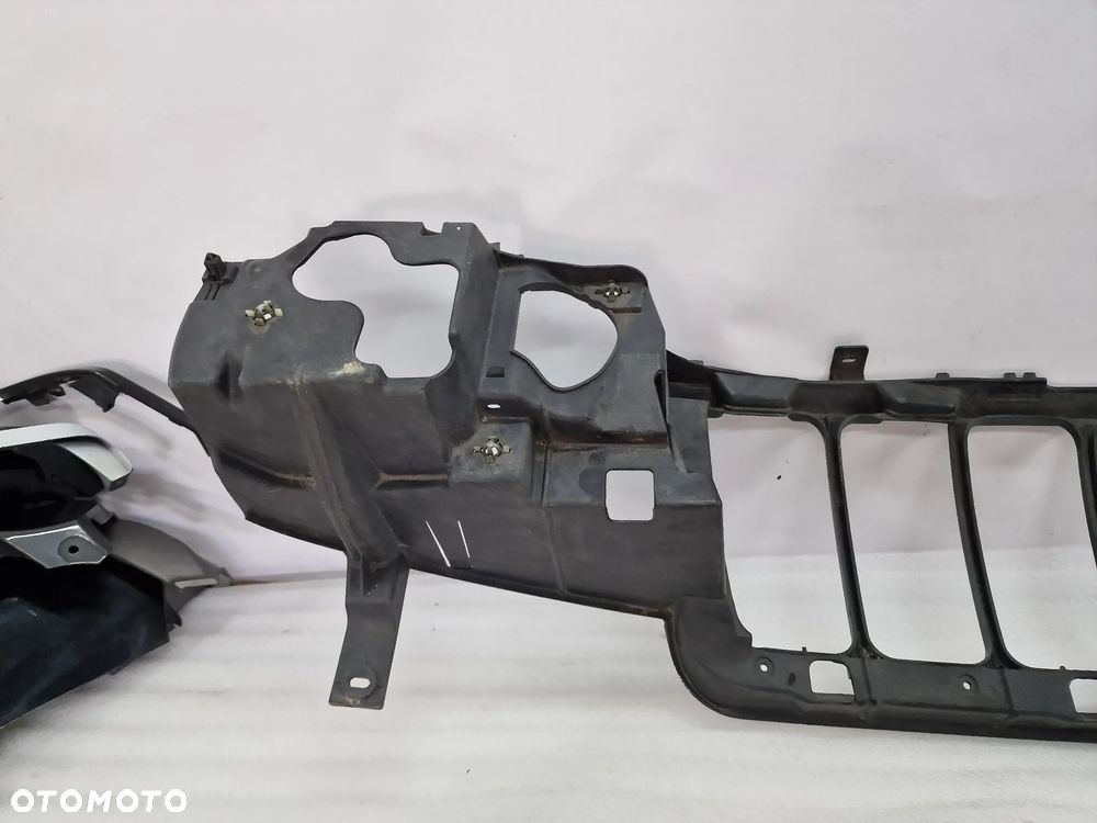 JEEP CHEROKEE WJ / WG LIFT 03- GÓRNE WZMOCNIENIE ZDERZAKA PRZEDNIEGO PRZÓD , NR HR04WJ30987 / 55156753 , NR AUKCJI WZM336 - 16