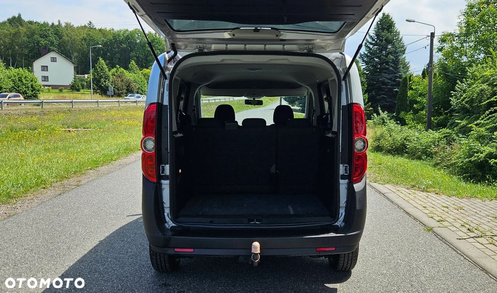 Opel Combo - 11