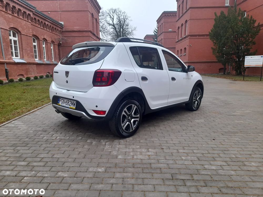 Dacia Sandero Stepway 0.9 TCe Laureate S&S - 5