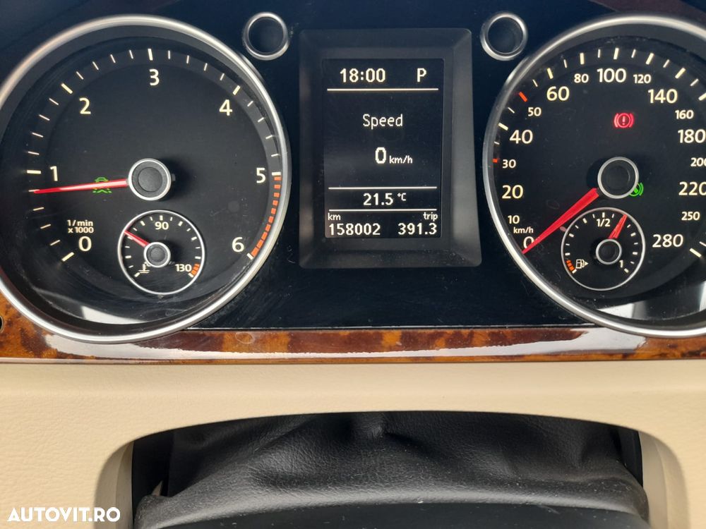 Volkswagen Passat 2.0TDI Highline DPF DSG - 2