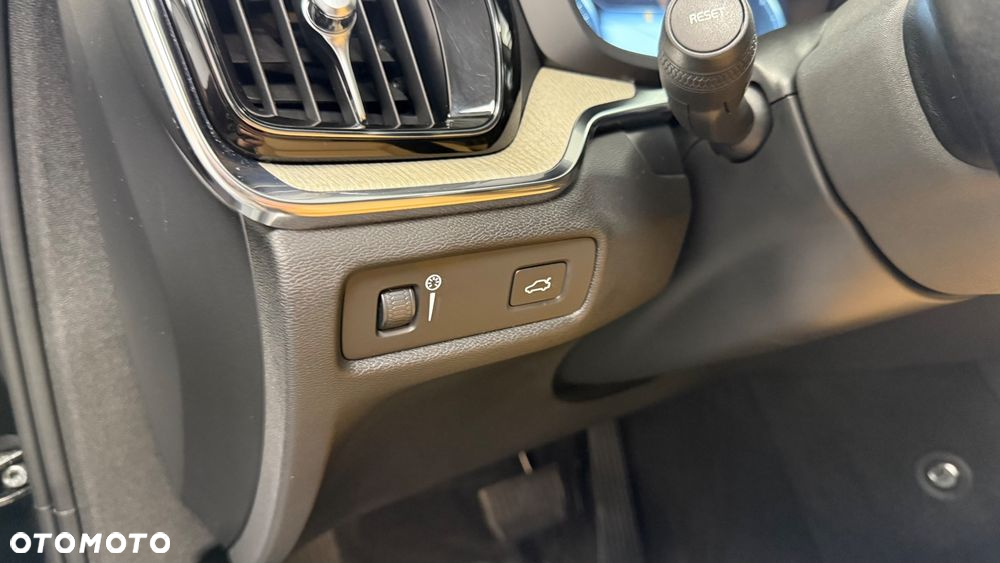 Volvo V60 D4 Inscription - 6