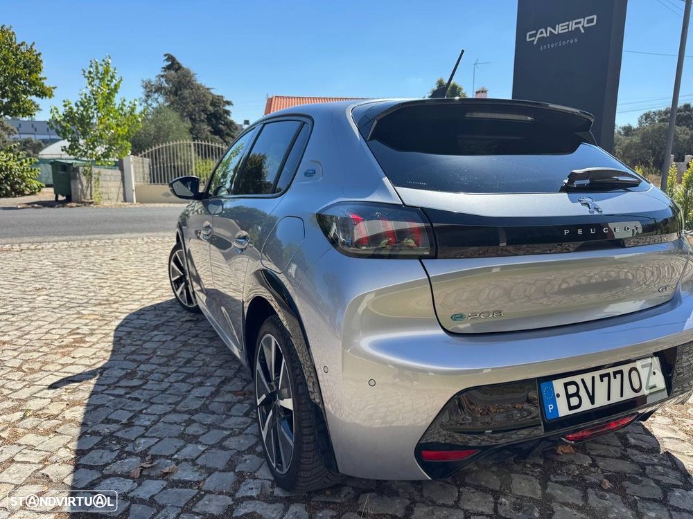 Peugeot e-208 50 kWh GT - 7