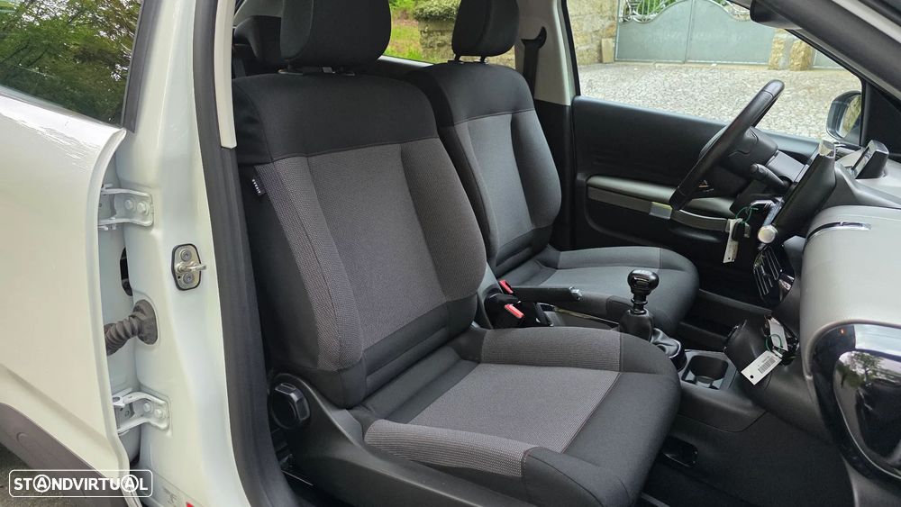 Citroën C4 Cactus BlueHDi 100 Stop&Start C-SERIES - 12