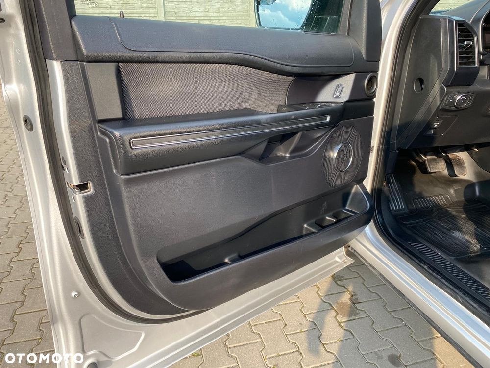 Ford Expedition - 12