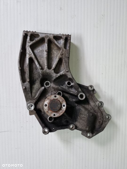 POMPA WODY POKRYWA MASTER MOVANO 3.0 DCI  ZD30  04-10r. - 2