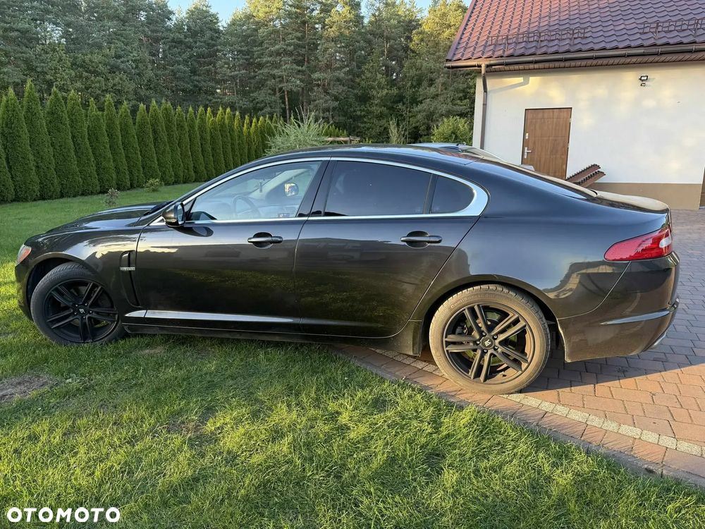 Jaguar XF 3.0 V6 D Premium Luxury - 8