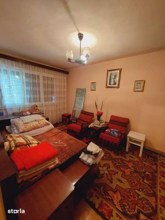 Apartament 4 camere, 83 mp, balcon, etaj 2 din 4, Manastur — fotografia 3