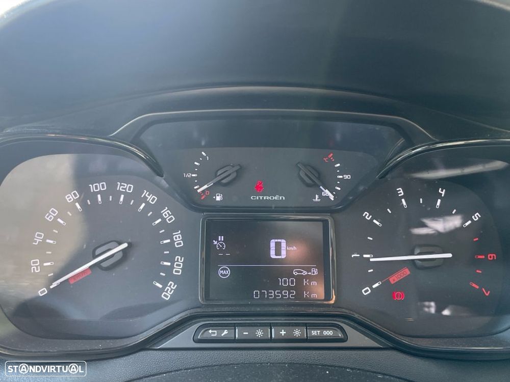 Citroën C3 1.2 PureTech Feel — fotografia 3