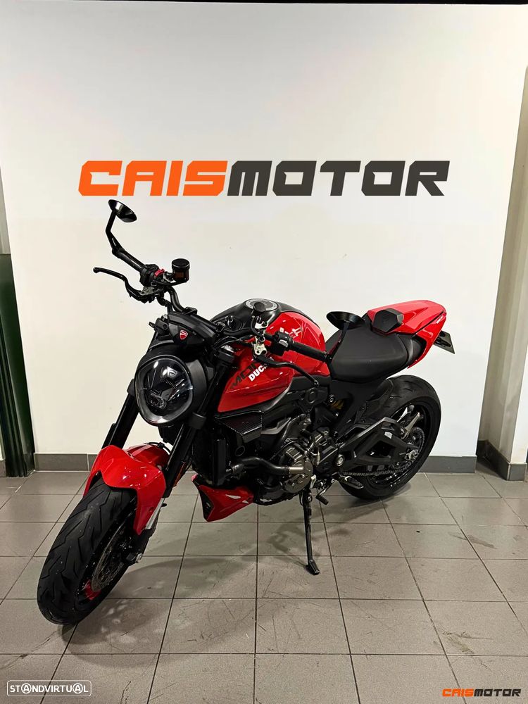 Ducati Monster 937 - 1