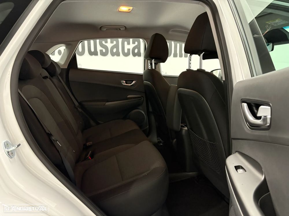 Hyundai Kauai 39 kWh Executive - 13