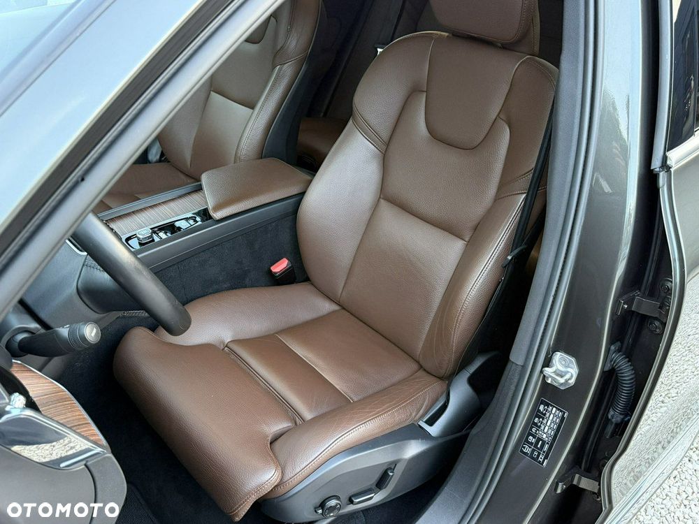 Volvo XC 60 - 13