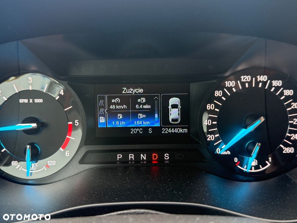 Ford Mondeo - 16