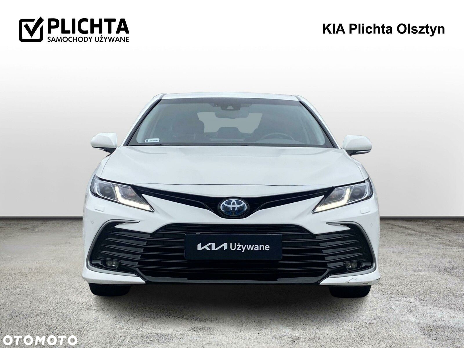 Toyota Camry - 8