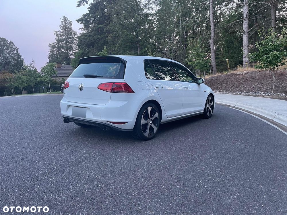 Volkswagen Golf 2.0 GTI DSG - 13